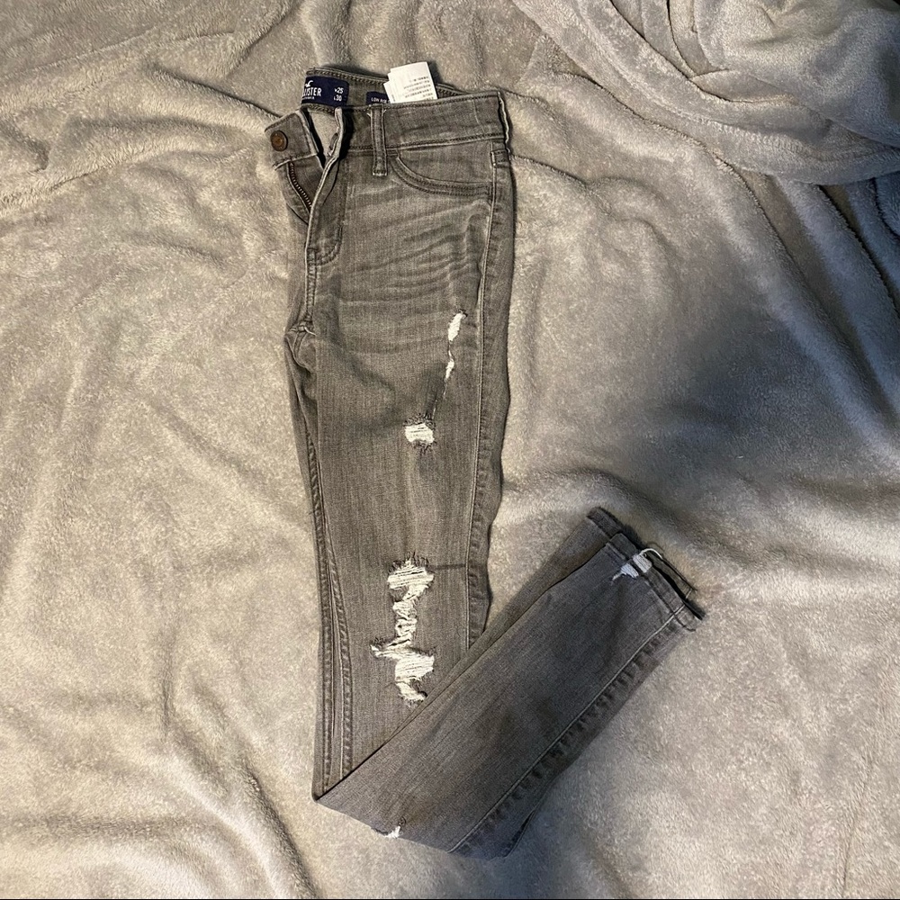 Hollister Light grey skinny jeans